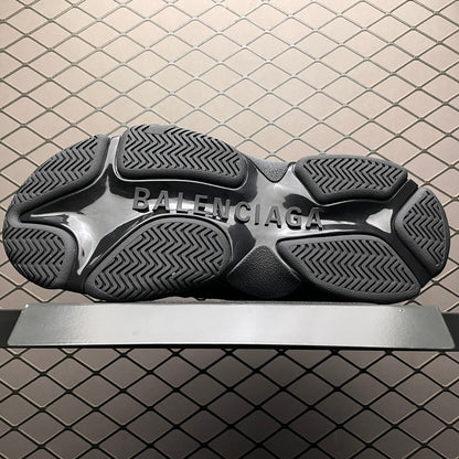 バレンシアガ カジュアルシューズ/Balenciaga Triple S Dad Shoes "Black"