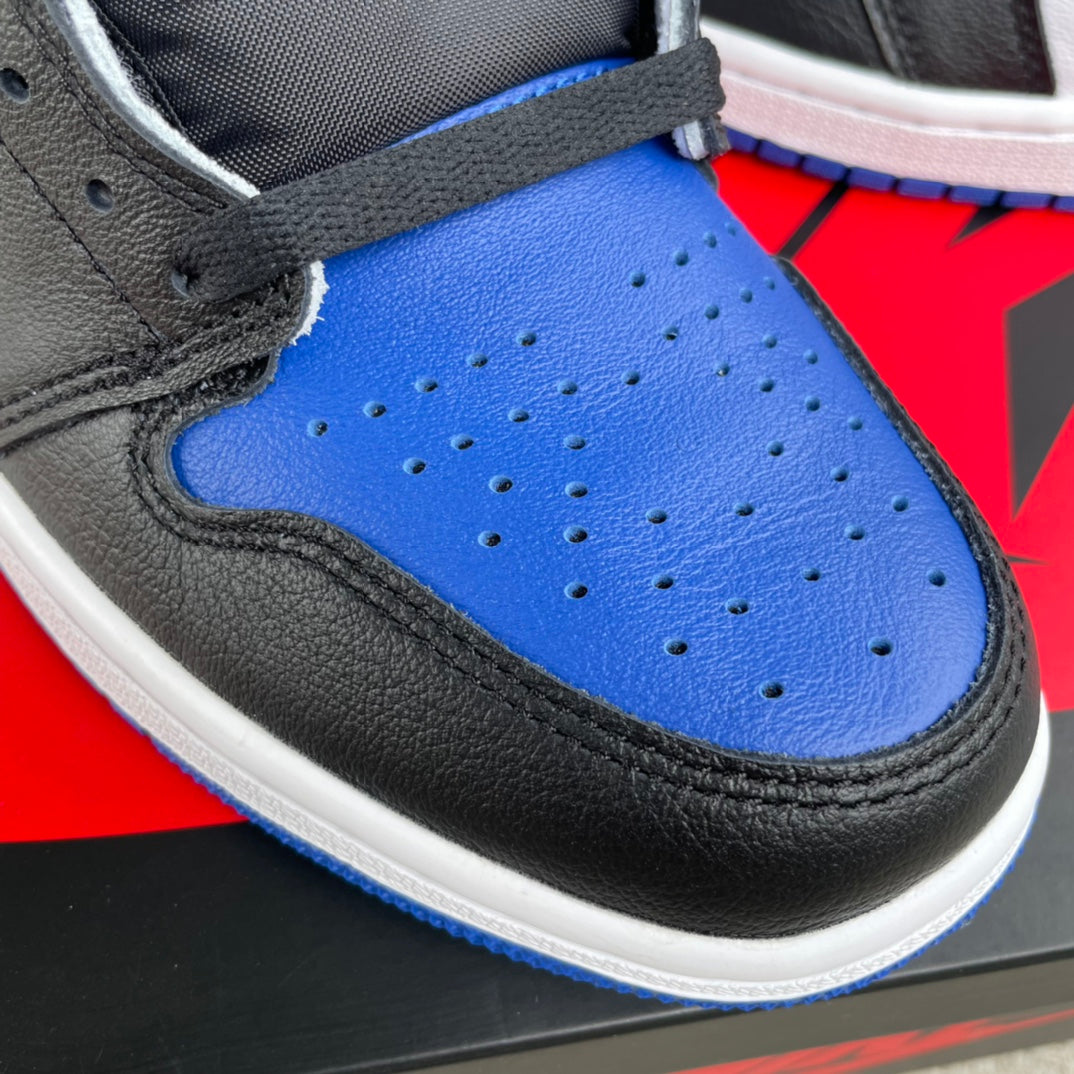Nike Air Jordan 1 Retro High OG "Royal Toe"