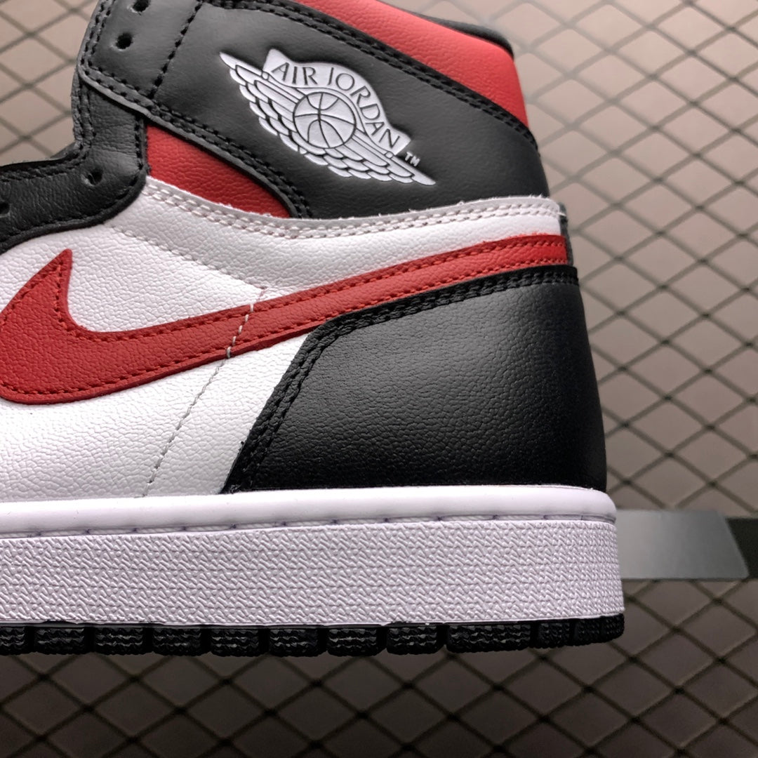 Nike Air Jordan 1 Retro High "Black/White/Sail/Gym Red"