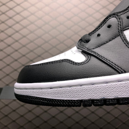 Nike Air Jordan 1 Retro High "Black/White/Sail/Gym Red"