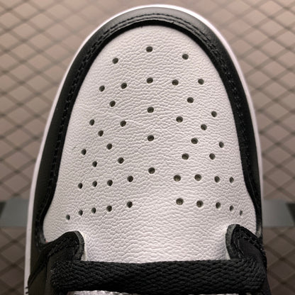 Nike Air Jordan 1 Retro High "Black/White/Sail/Gym Red"