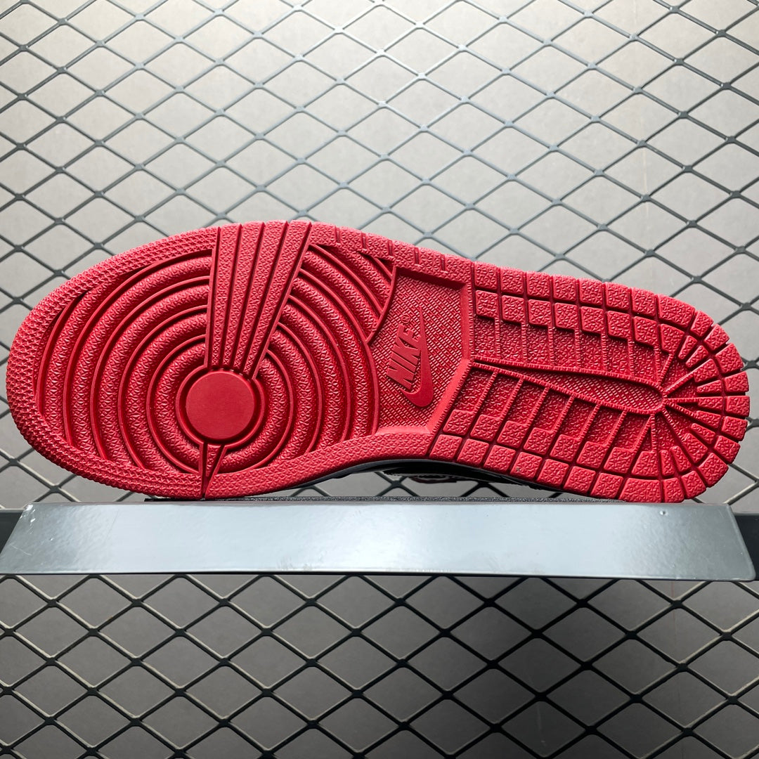 Nike Air Jordan 1 High OG "Patent Bred"