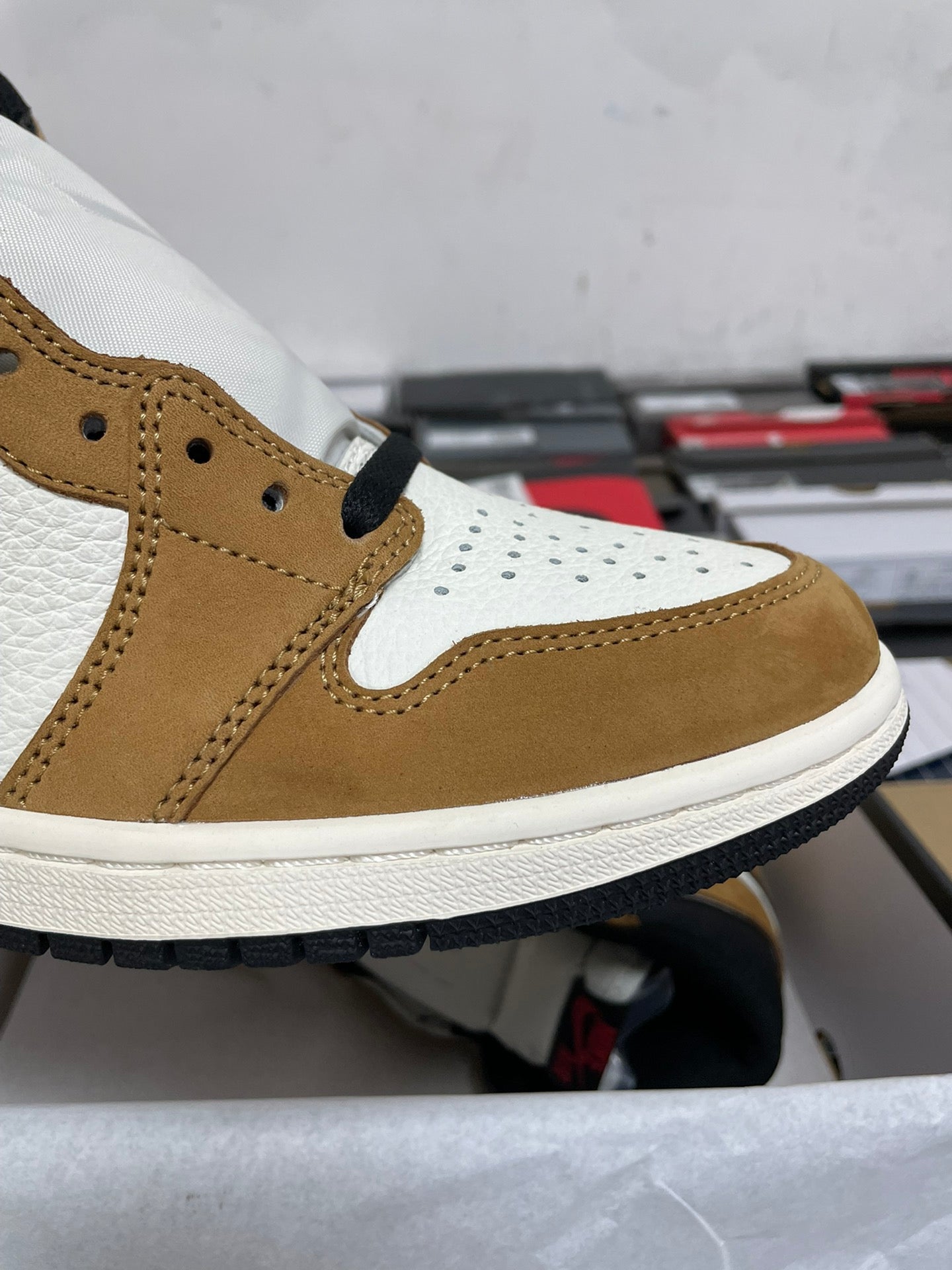 Nike Air Jordan 1 RETRO High "Rookie of The Year"