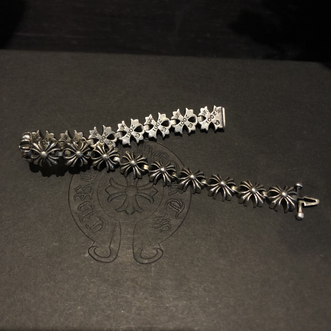 Chrome Hearts Side Cross Bracelet