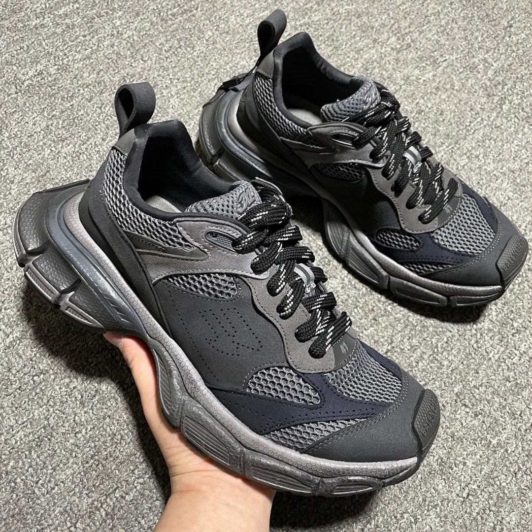 BALENCIAGA 3XL sneakers WORN-OUT SNEAKER suede