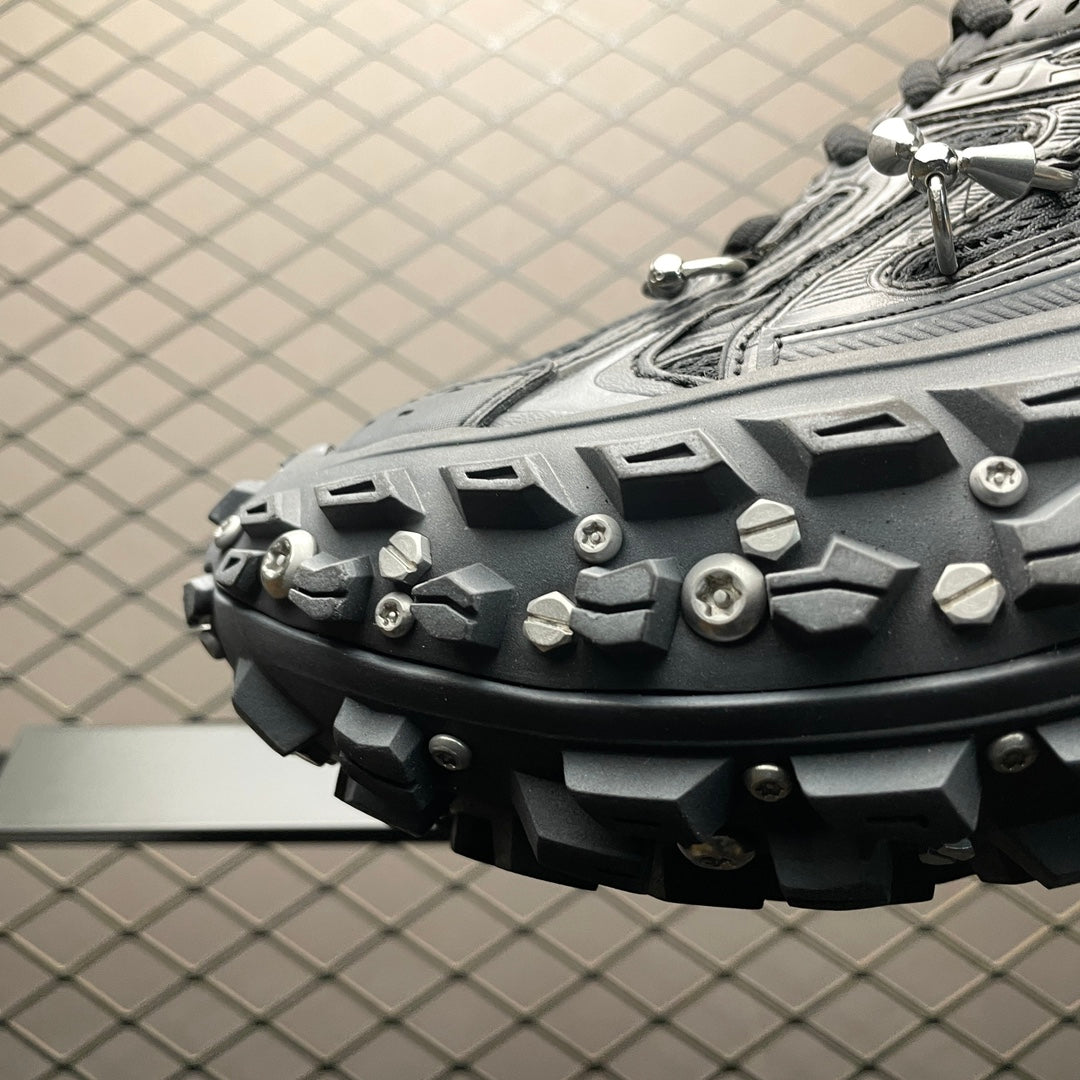 BALENCIAGA Bouncer (Defender) Screw Sneaker With Piercings"Black"