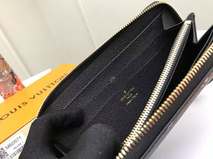 Louis Vuitton Zippy Wallet