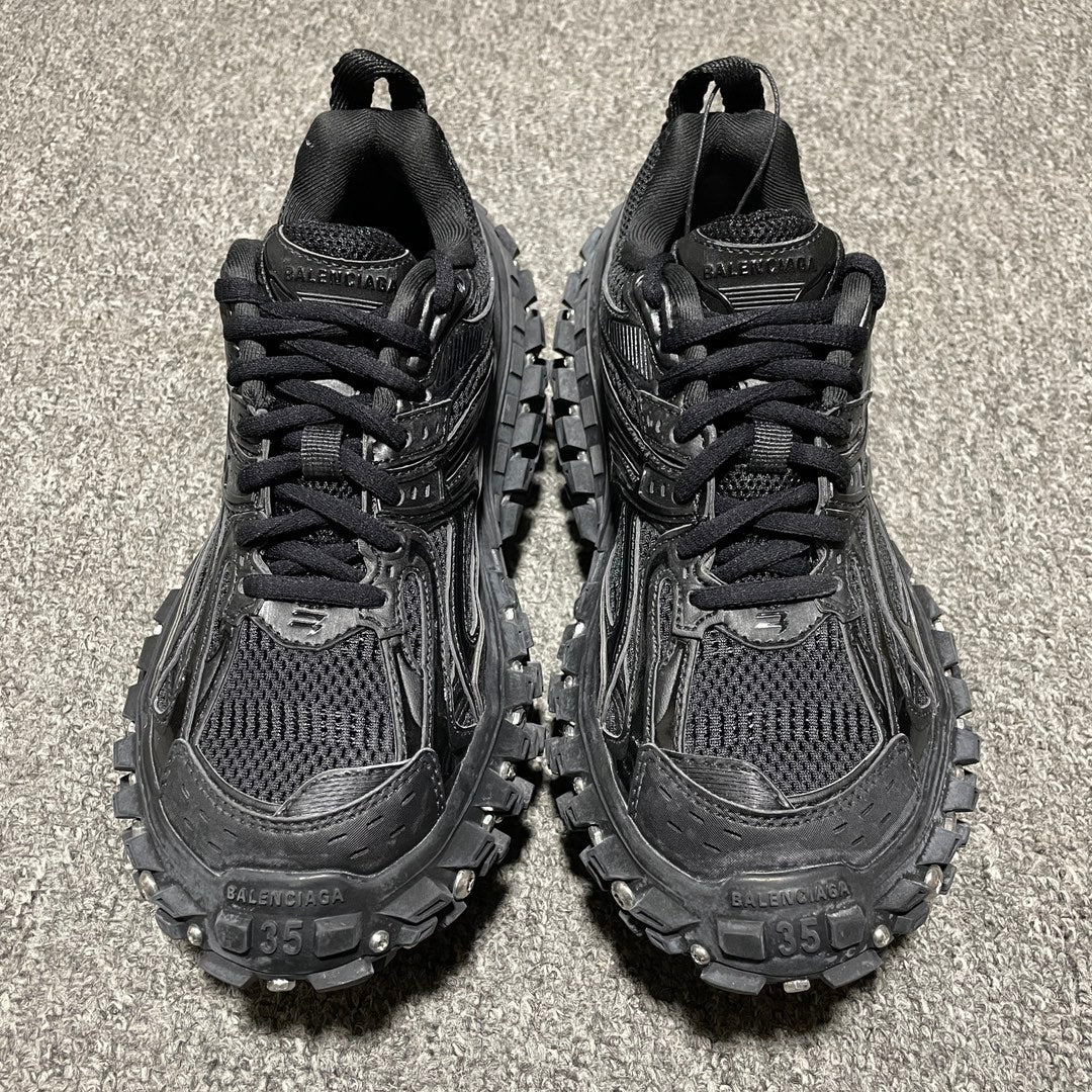 BALENCIAGA Bouncer (Defender) Screw Sneaker With Piercings"Black"