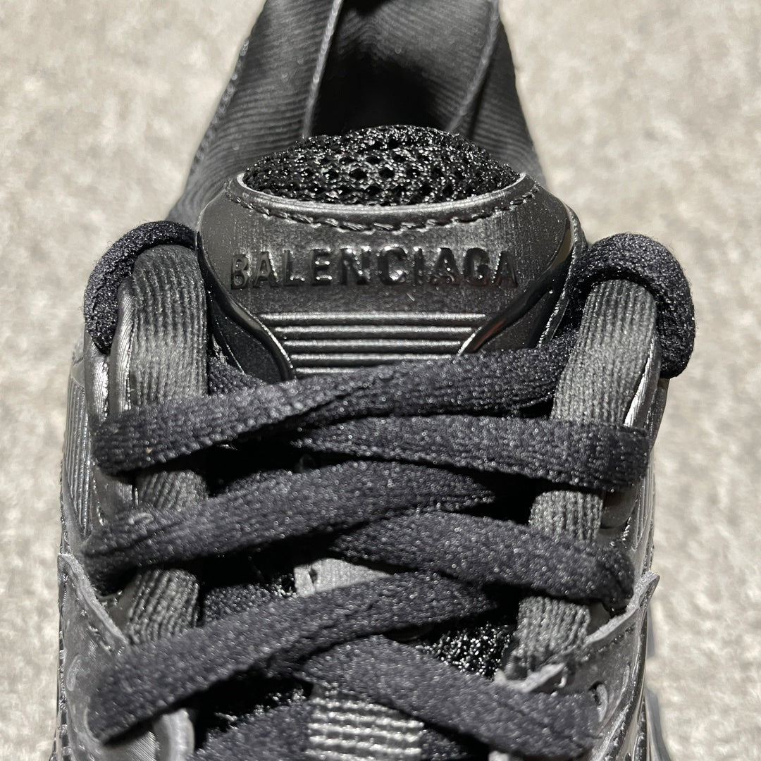 BALENCIAGA Bouncer (Defender) Screw Sneaker With Piercings"Black"
