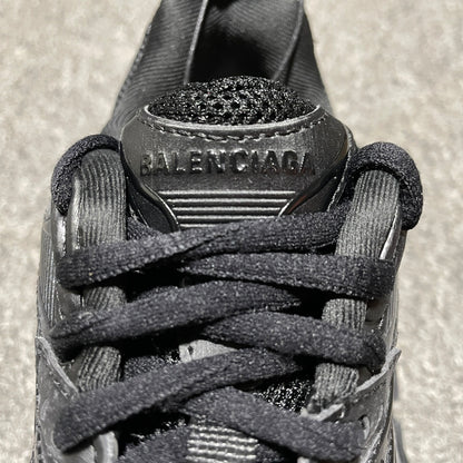 BALENCIAGA Bouncer (Defender) Screw Sneaker With Piercings"Black"