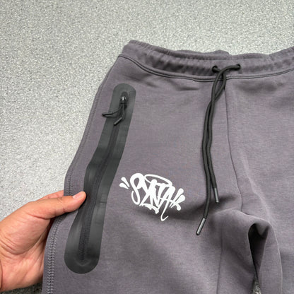 Syna Techfleece セットアップ