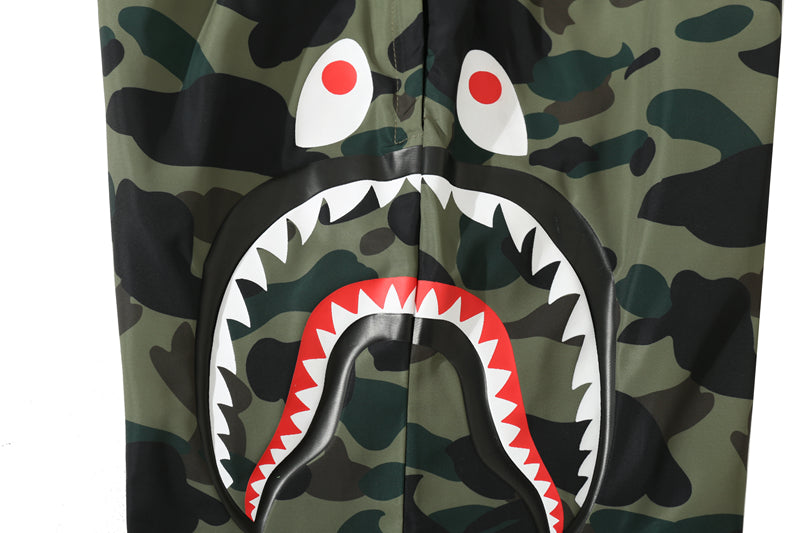 A BATHING APE サイドシャーク/ハーフパンツ
