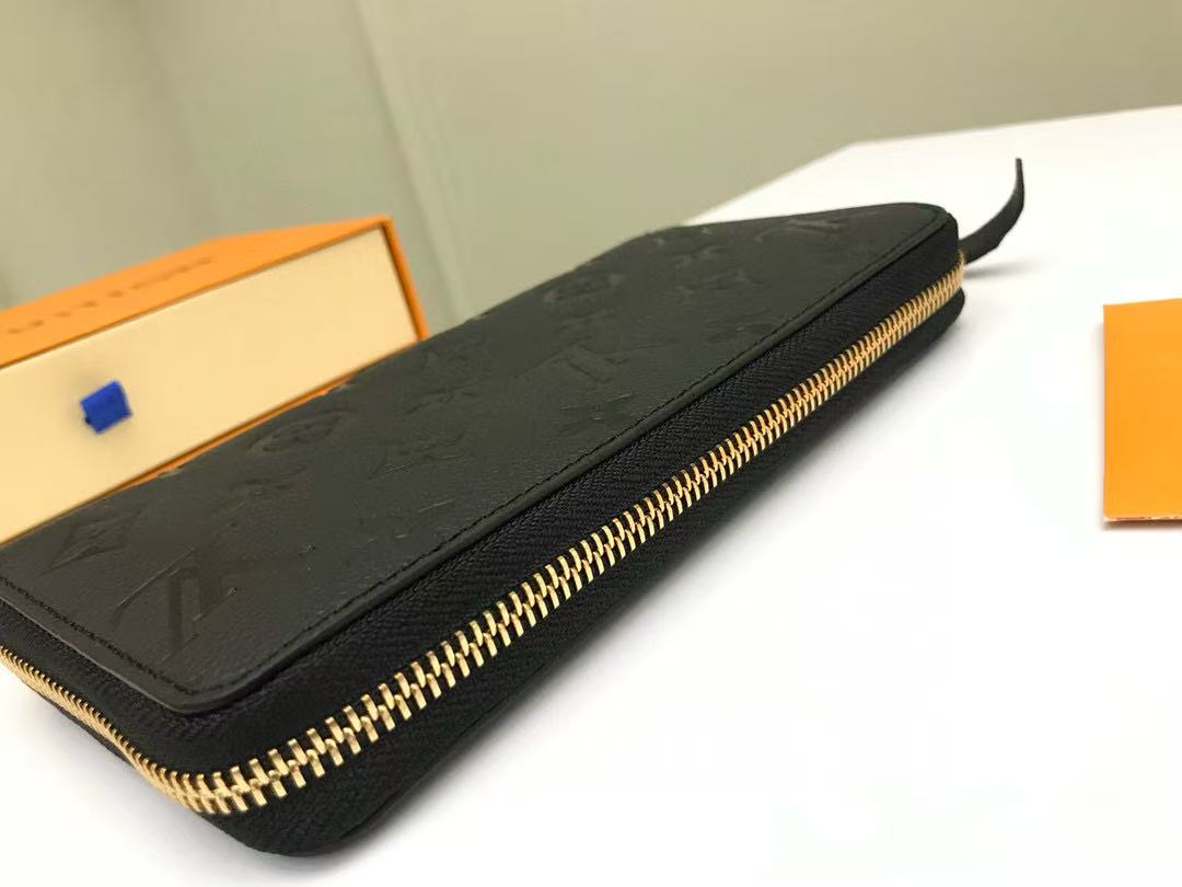 Louis Vuitton Zippy Wallet