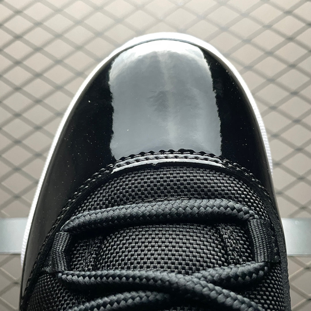 Nike Air Jordan 11 Retro Low "Space Jam"