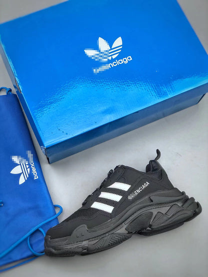 BALENCIAGA Triple S "BLACK"