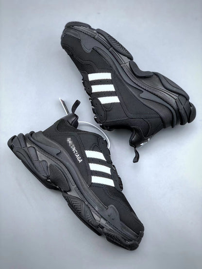 BALENCIAGA Triple S "BLACK"