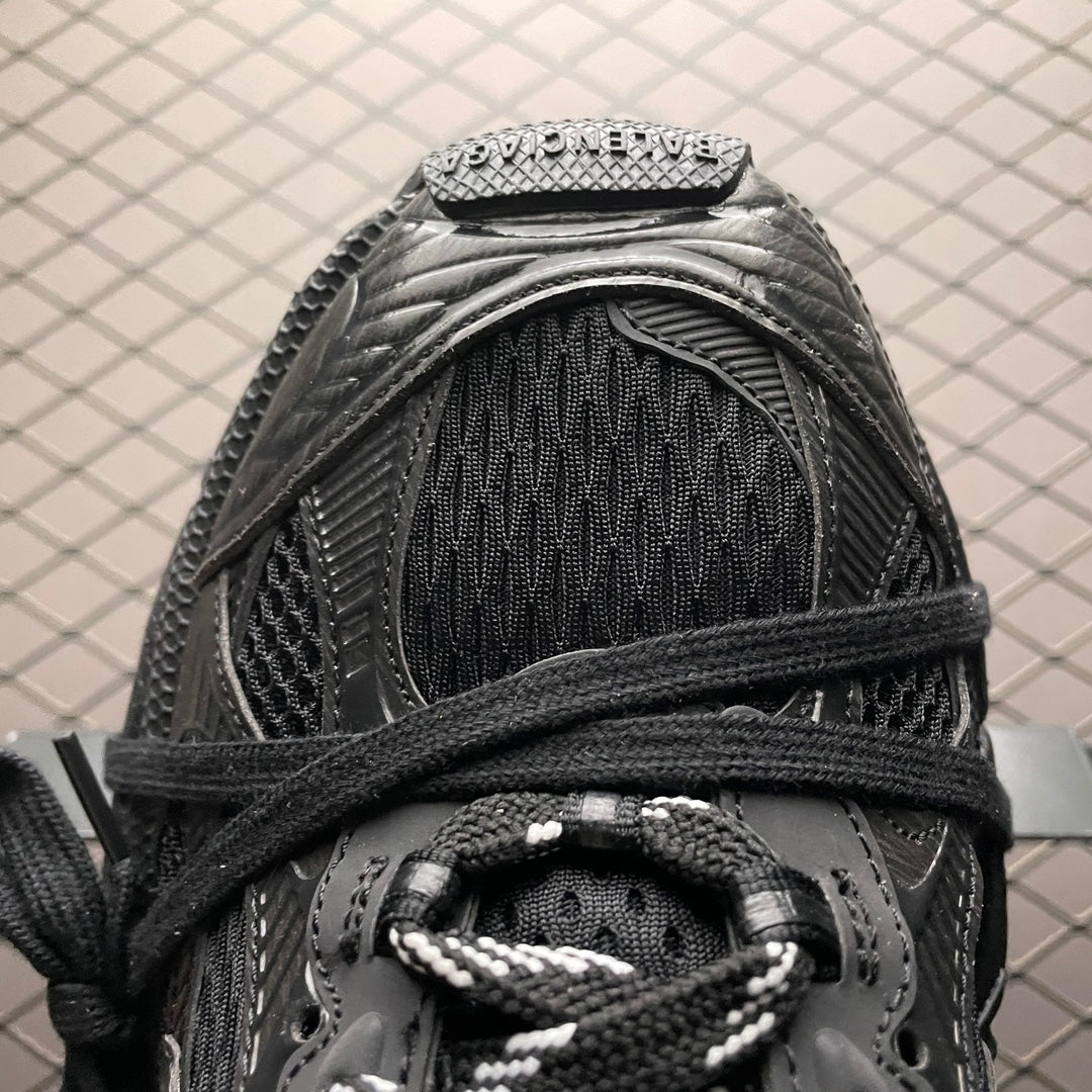 BALENCIAGA 3XL "Black"