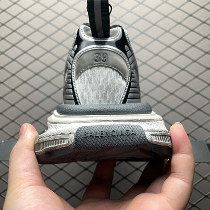 BALENCIAGA 3XL Sneaker "Grey/White/Red"