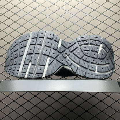 BALENCIAGA 3XL Sneaker "Grey/White/Red"