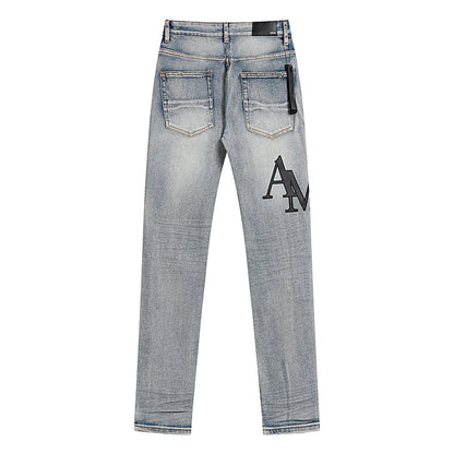 AMIRI Off-set logo jeans