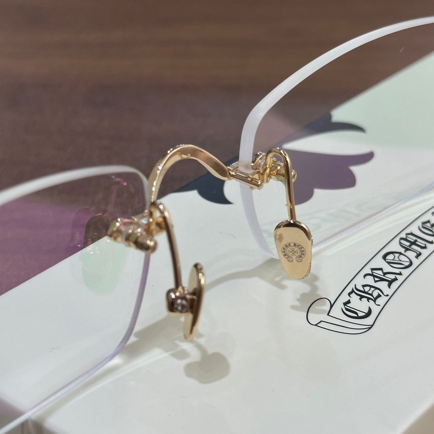 CHROME HEARTS Pills III Gold Plated Brown Bone Plastic