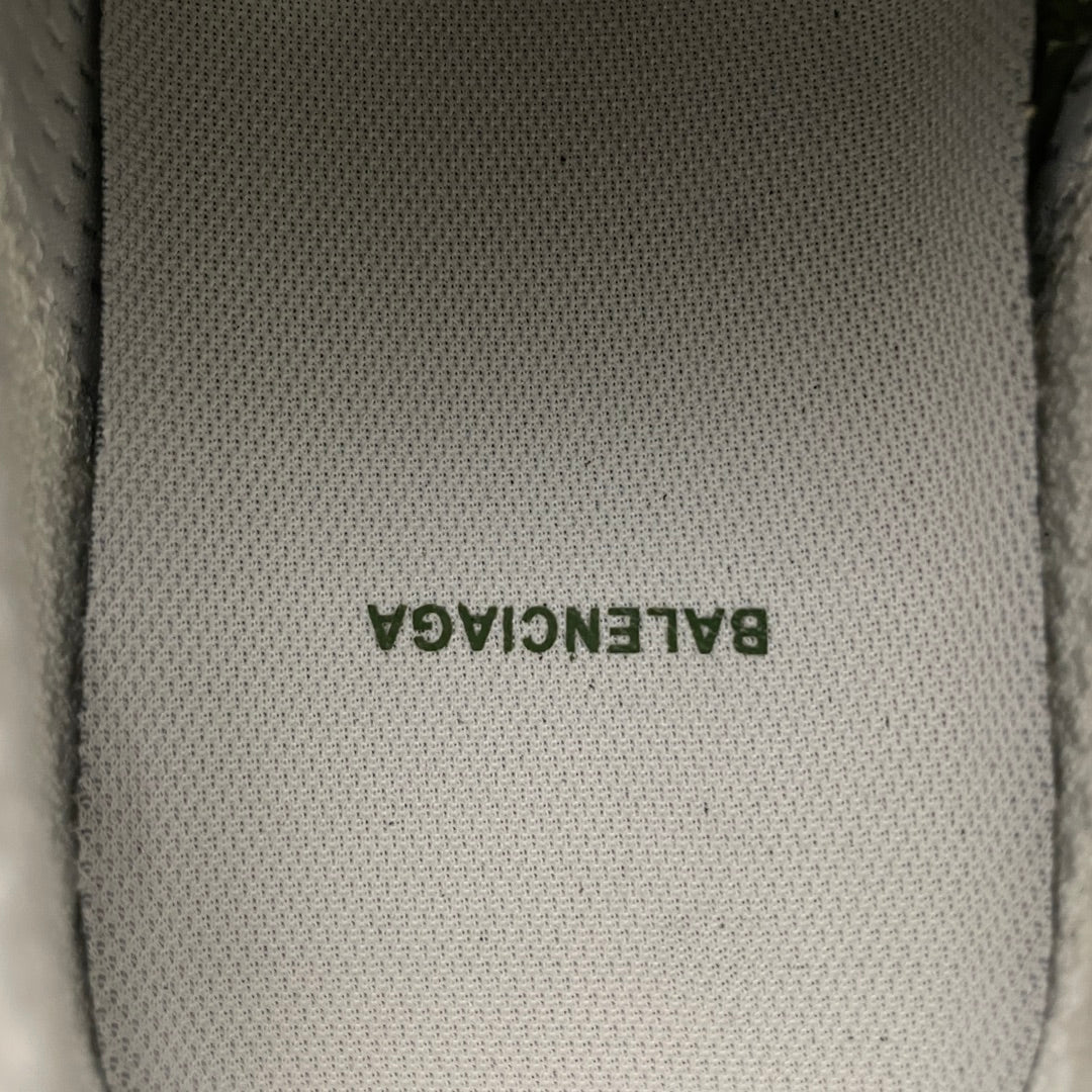 BALENCIAGA 3XL Sneaker "Dark Green/Light Beige"