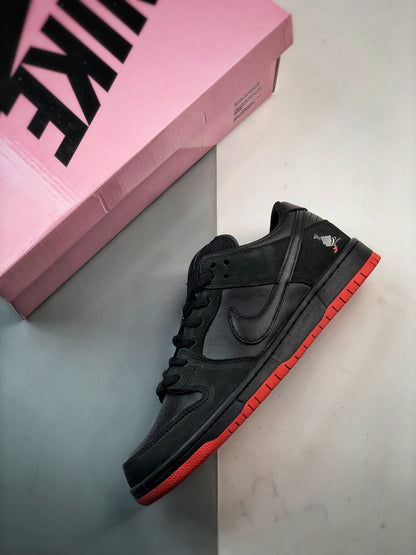 Nike SB Dunk Low TRD QS "Black Pigeon"