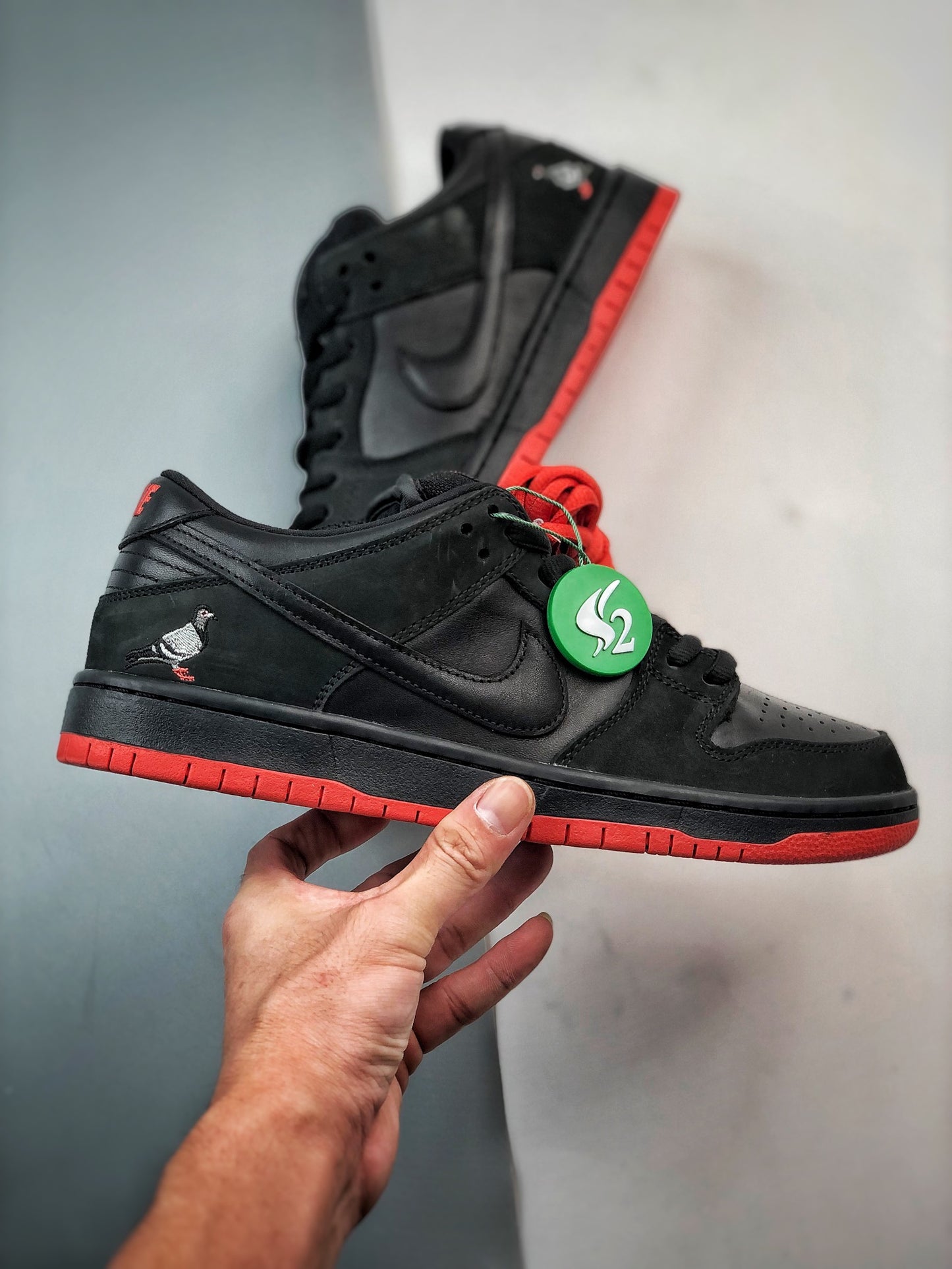 Nike SB Dunk Low TRD QS "Black Pigeon"