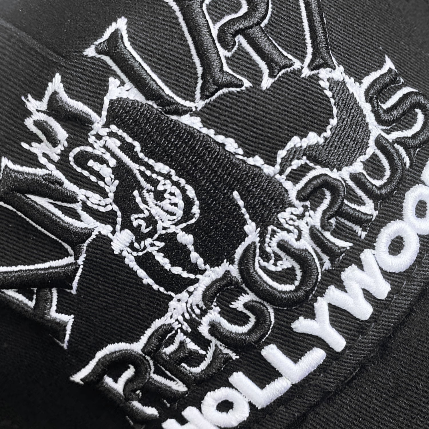 Amiri hat