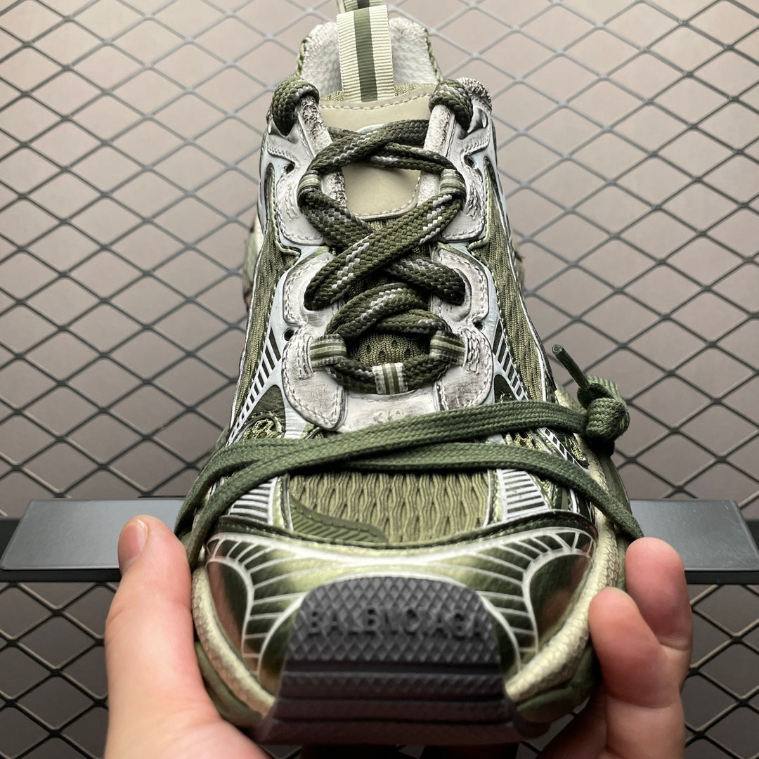 BALENCIAGA 3XL Sneaker "Dark Green/Light Beige"