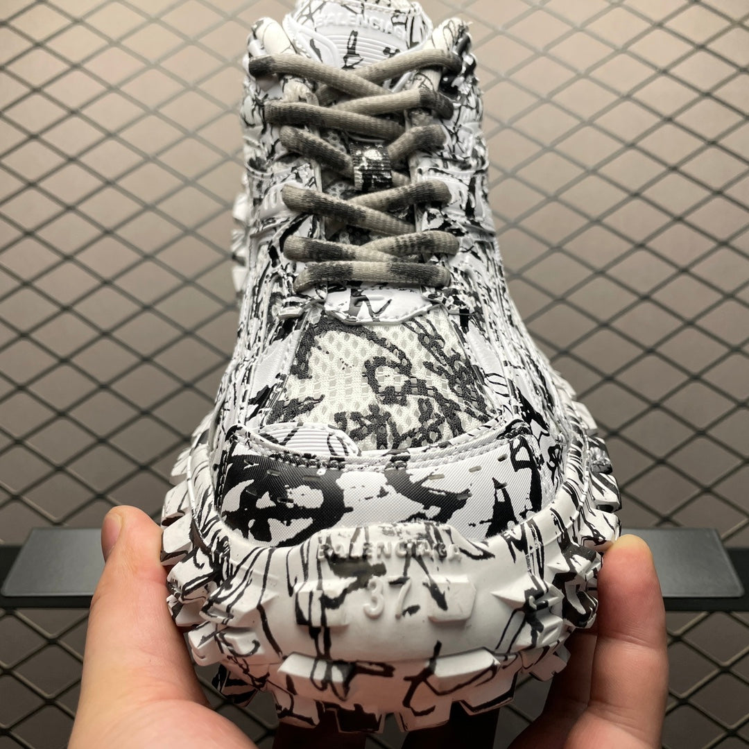 BALENCIAGA BOUNCER EXTREME Graffiti Sneakers