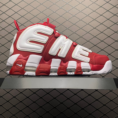 シュプリーム バスケットボールシューズ/Supreme × Nike Air More Uptempo "White/Red"
