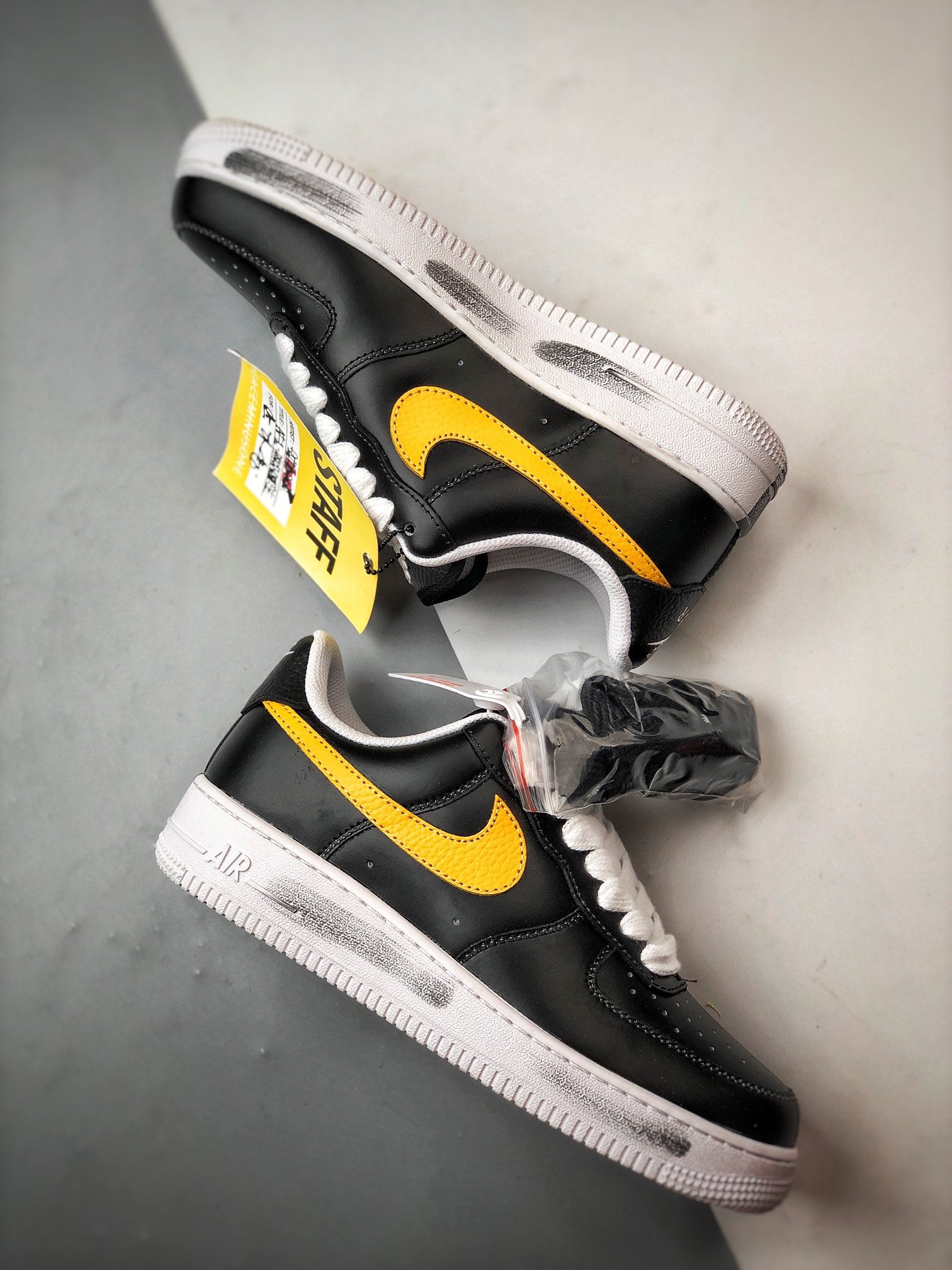 Peaceminusone × Nike Air Force 1 Low Para Noise "Black"