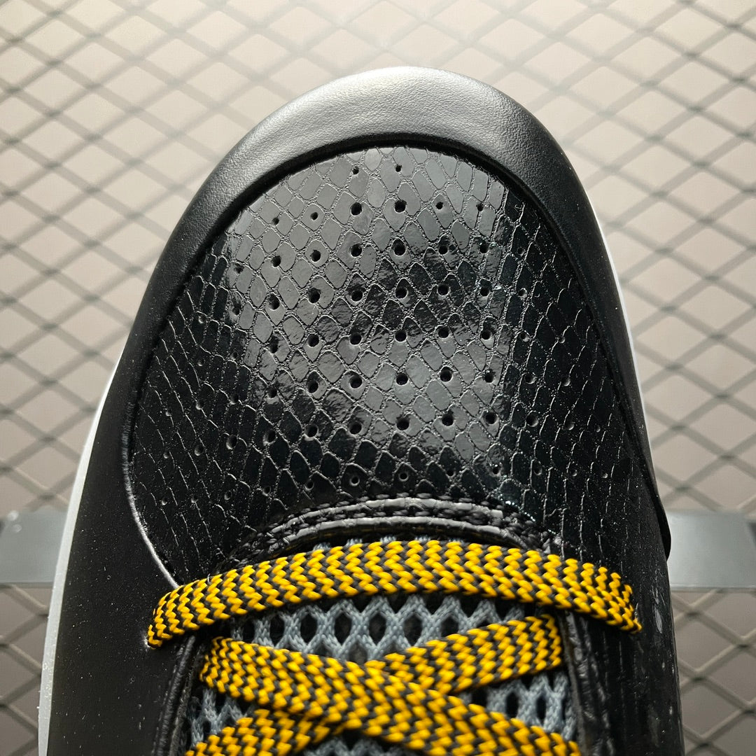NIKE KOBE IV PROTRO BLACK/DEL SOL