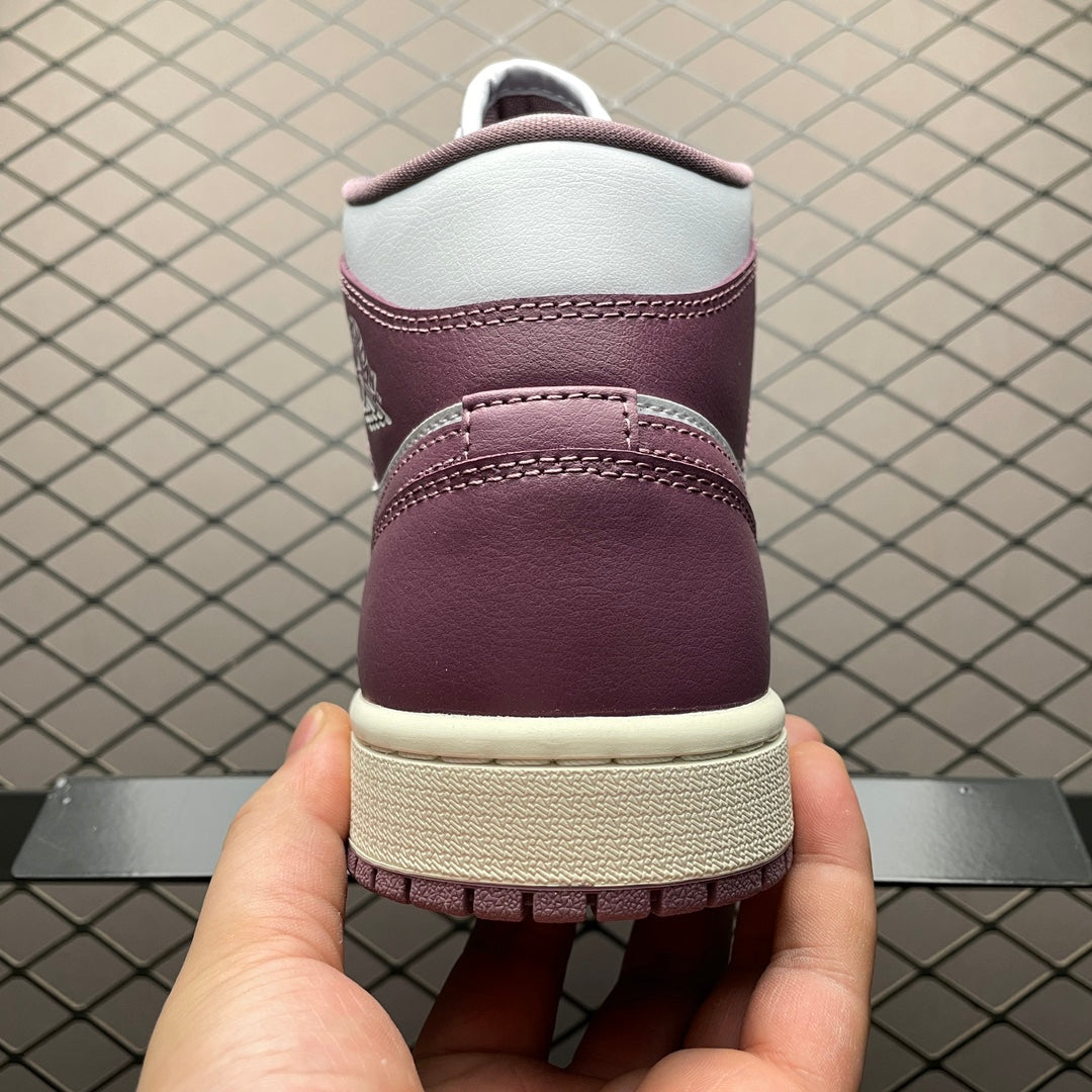 Nike WMNS Air Jordan 1 Mid "Sky J Mauve"