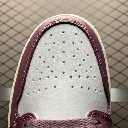 Nike WMNS Air Jordan 1 Mid "Sky J Mauve"
