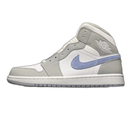 Nike WMNS Air Jordan 1 Mid "Wolf Grey"