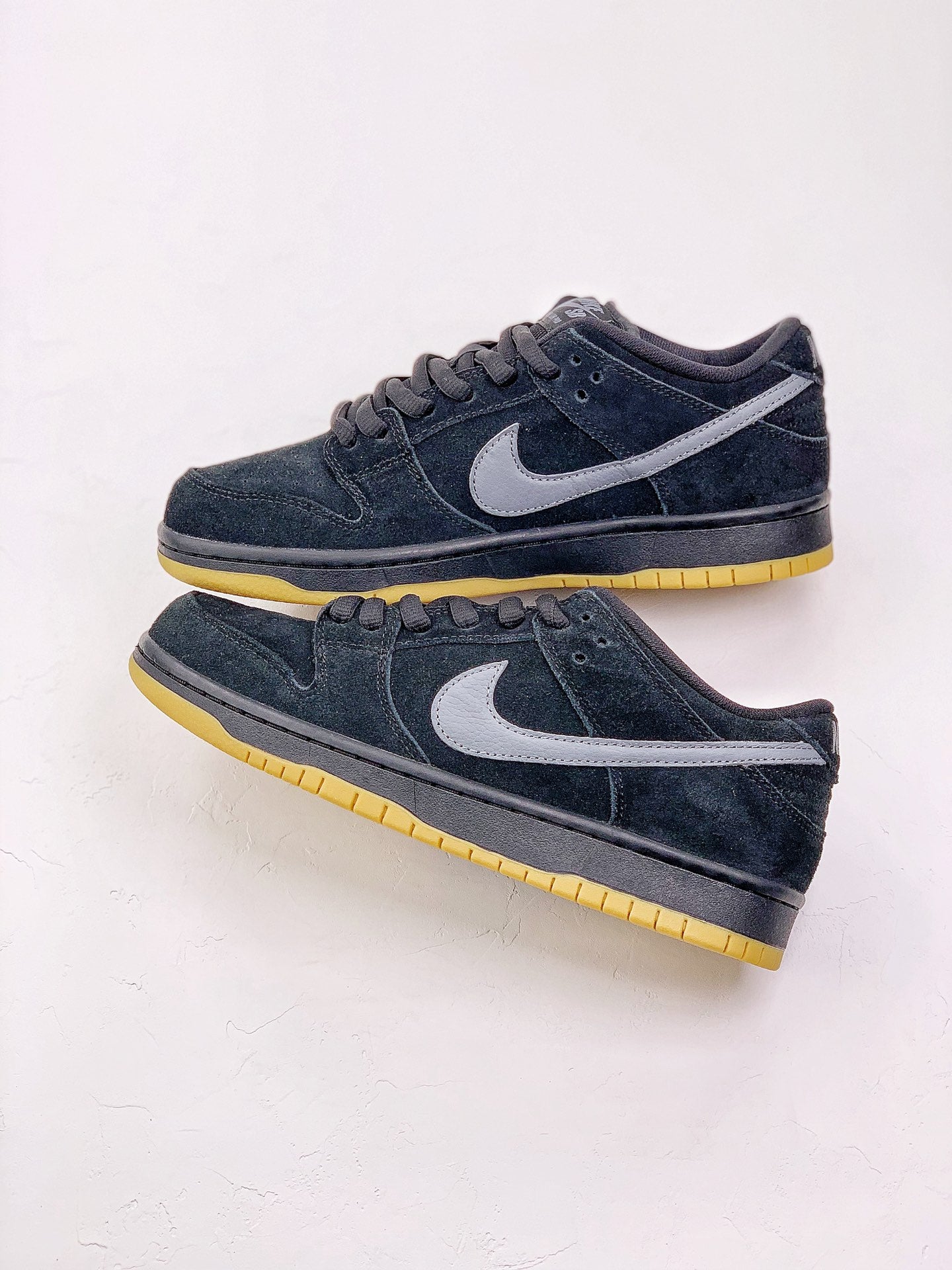 Nike SB Dunk Low "Fog"