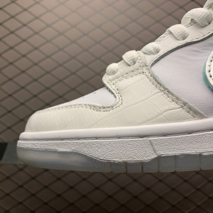 DIAMOND SUPPLY CO. × NIKE SB DUNK LOW PRO WHITE