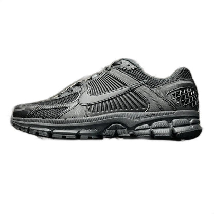 Nike Zoom Vomero 5 "Black"