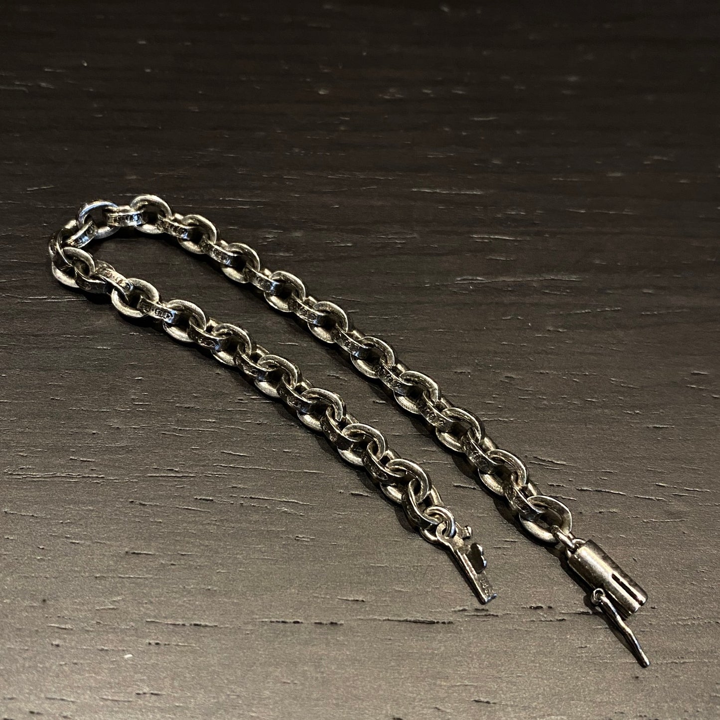 CHROME HEARTS クロムハーツ ディストレスト サークル レター ブレスレット