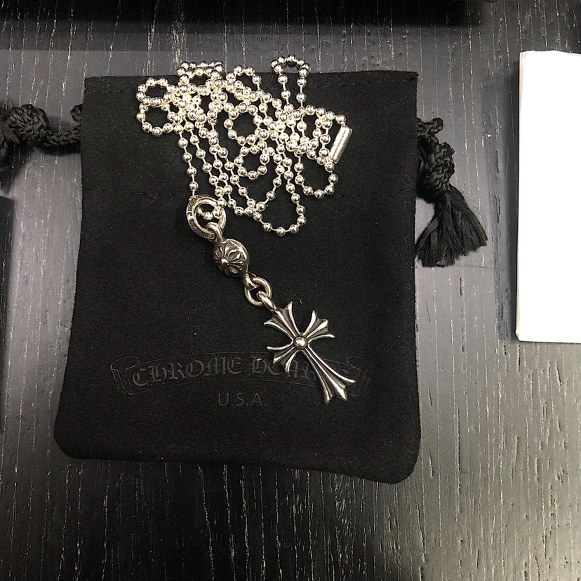 CHROME HEARTS クロムハーツ クラシックなクロスフラワーネックレス