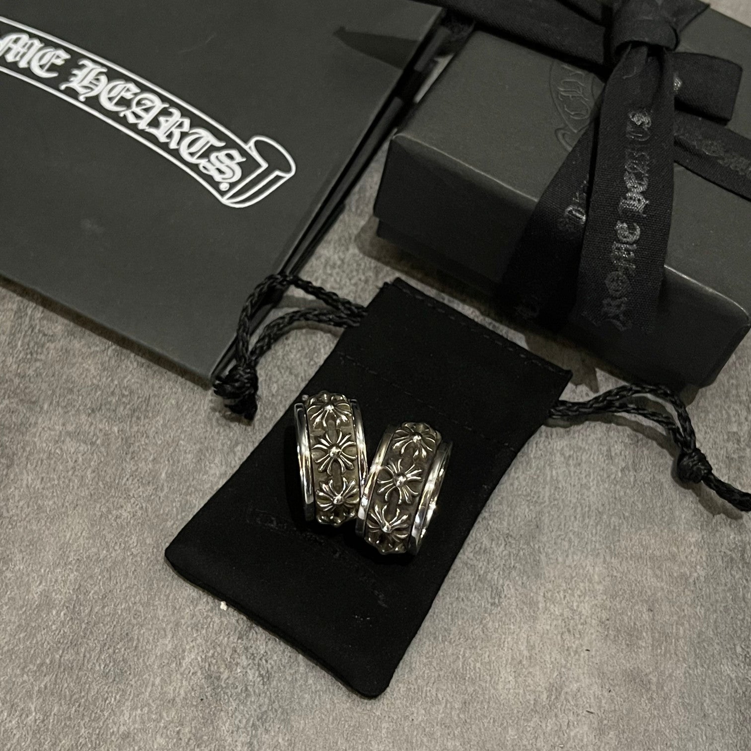 CHROME HEARTS クロムハーツ クロスフラワースピンリング