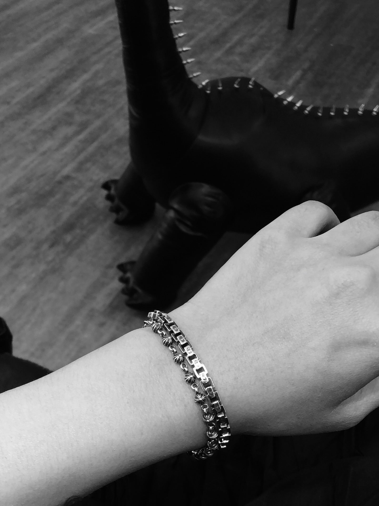 CHROME HEARTS クロムハーツ 四角い文字のブレスレット