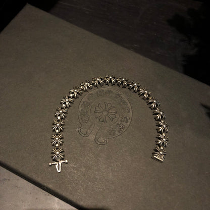 CHROME HEARTS クロムハーツ サイドクロスフラワーブレスレット