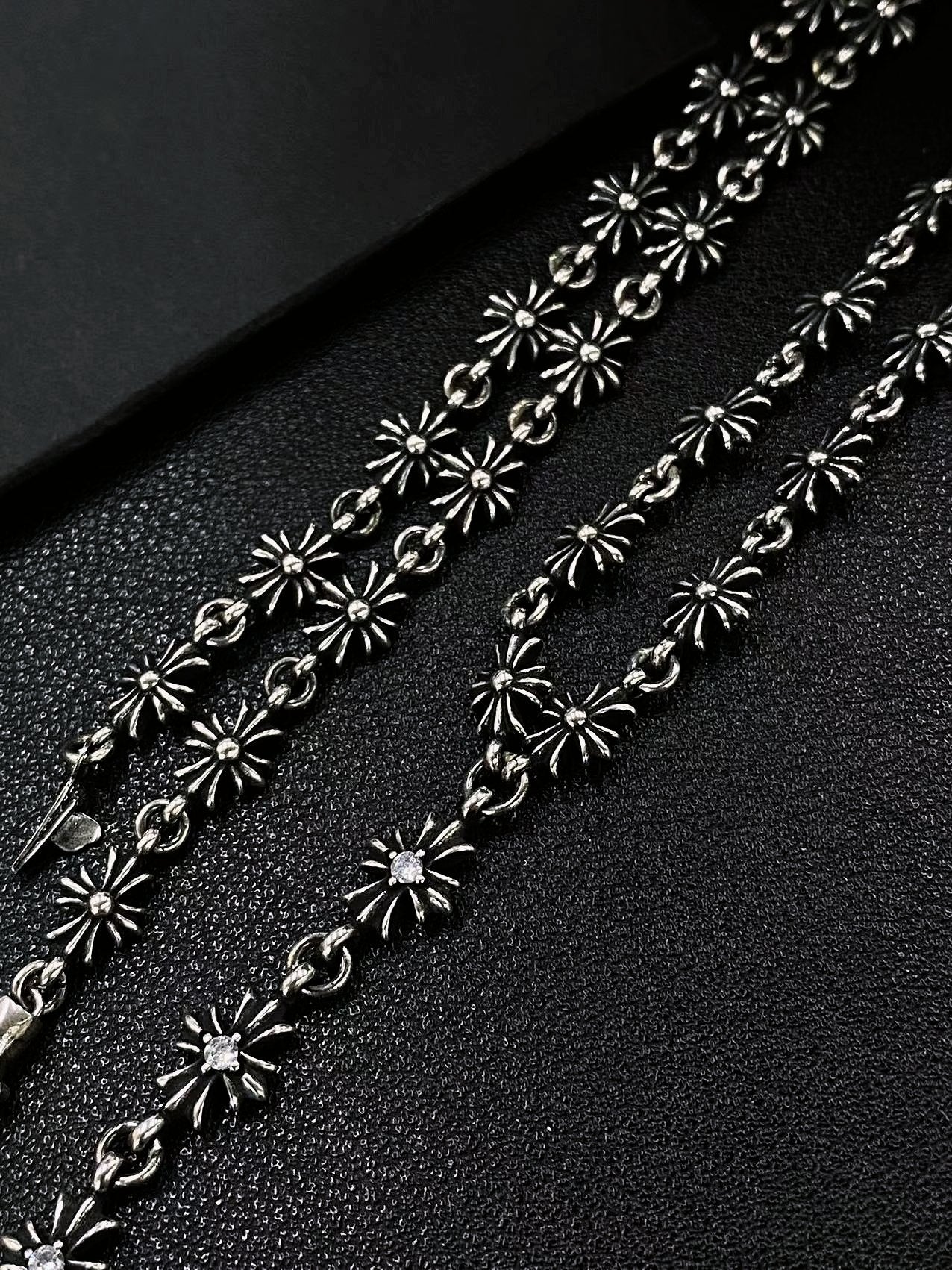 CHROME HEARTS 3-section stone set cross flower necklace