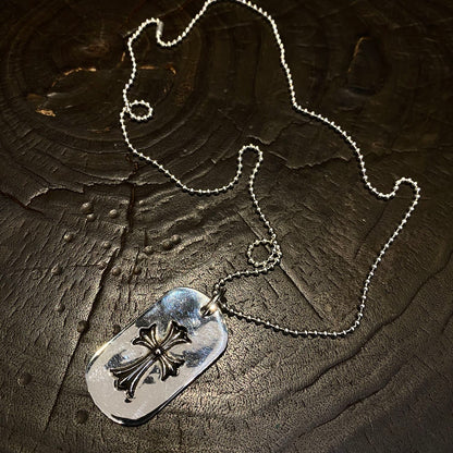 CHROME HEARTS embossed cross pendant