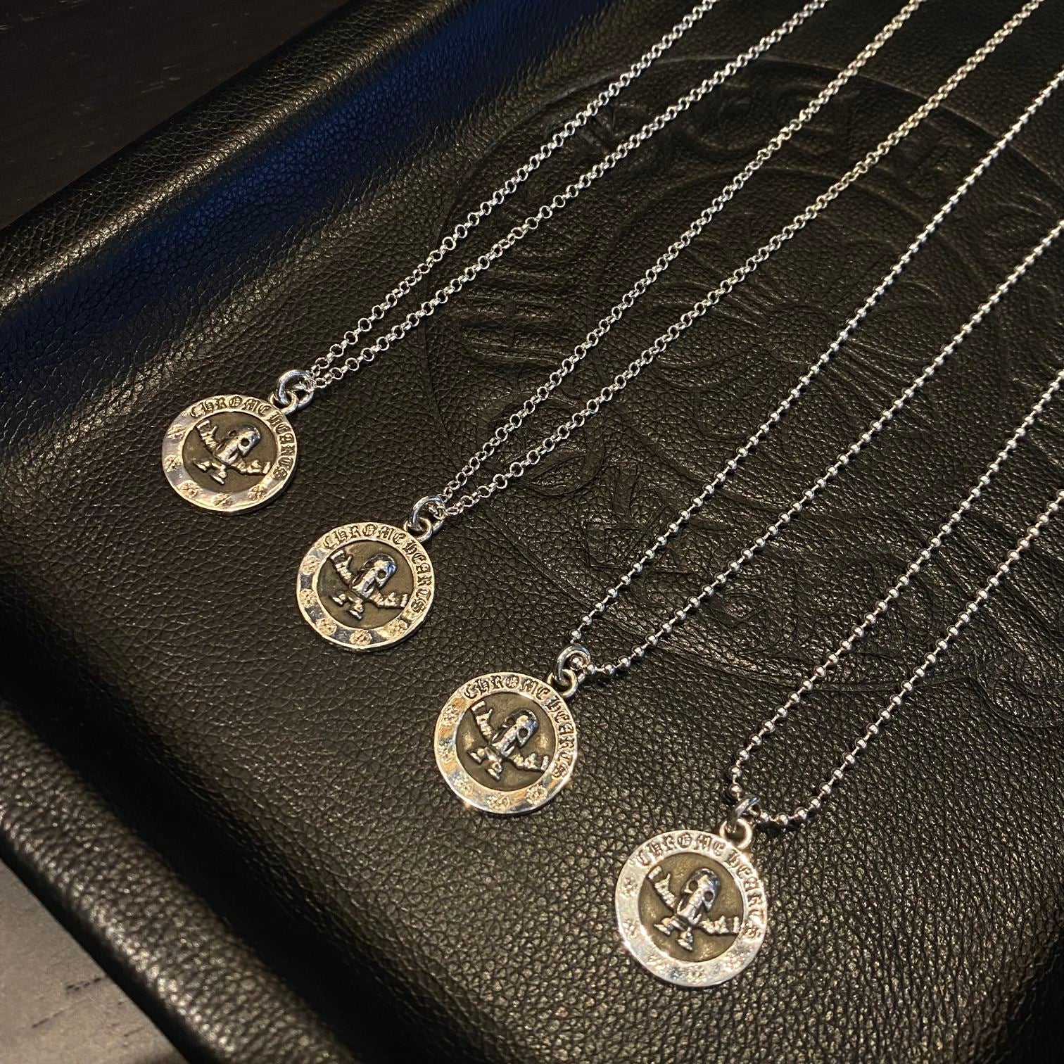 CHROME HEARTS Round Necklace