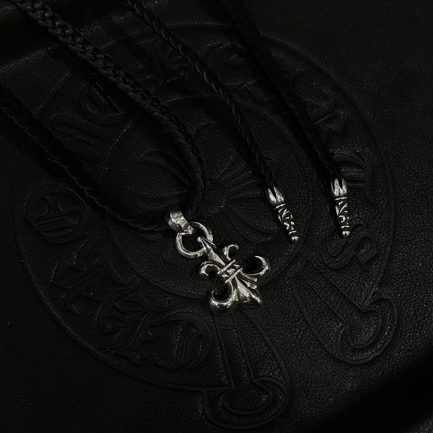 CHROME HEARTS Scout Flower Leather Cord Braided Necklace