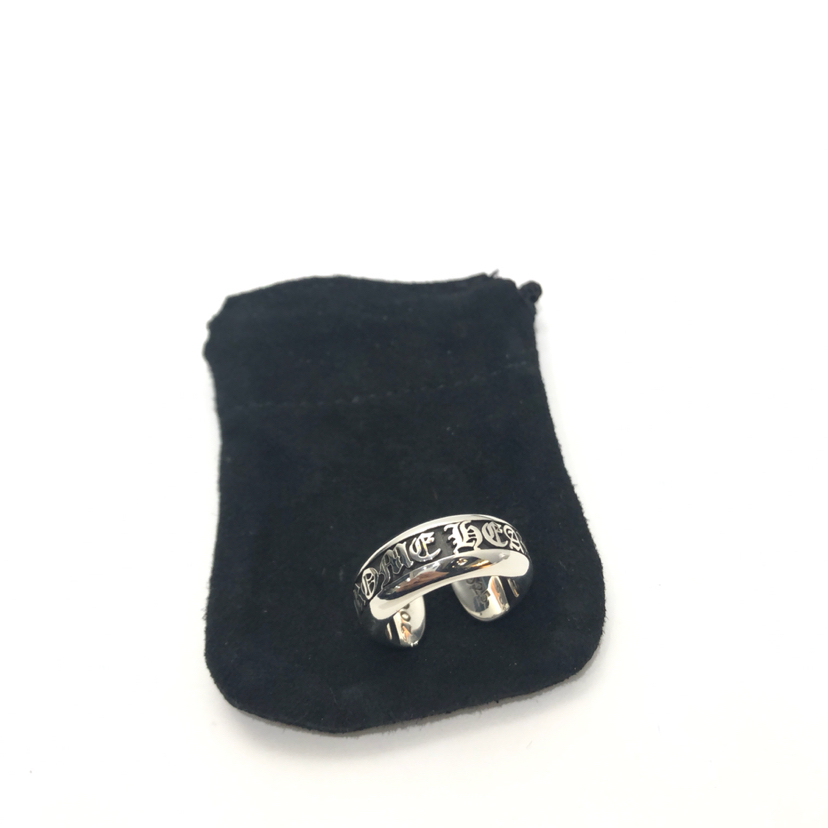CHROME HEARTS Black Background Scroll Ring
